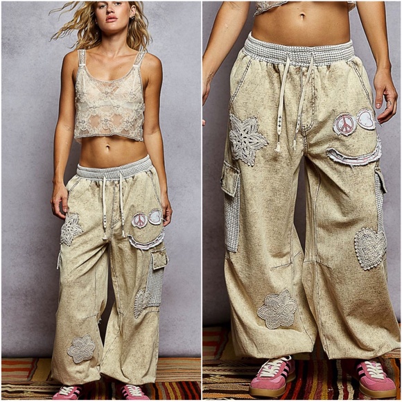 POL Mineral Wash Peace Floral Lace Patch Joggers - Picture 1 of 5
